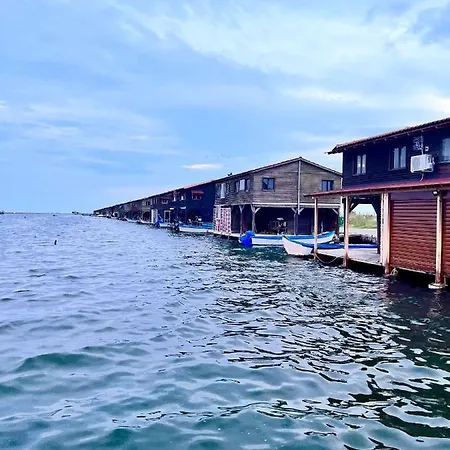 Adi Boutique House Bed and Breakfast 4*