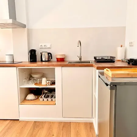 Bed & Breakfast Adi Boutique House