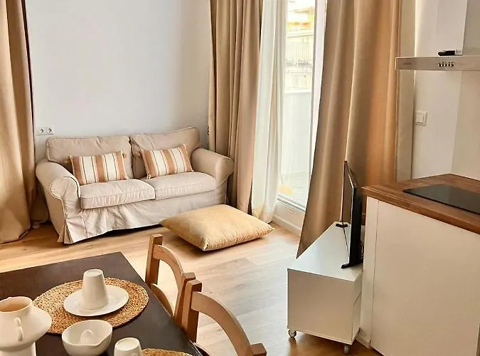 Alojamento de Acomodação e Pequeno-almoço Adi Boutique House