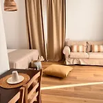 Adi Boutique House 4*