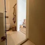 Adi Boutique House ベッド・アンド・ブレックファスト 4*