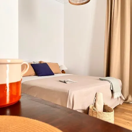 Adi Boutique House *