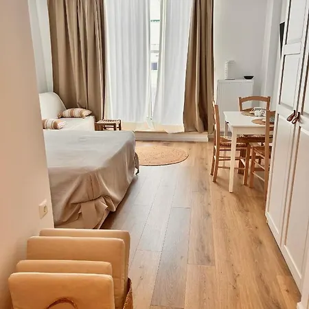 Adi Boutique House Отель типа 