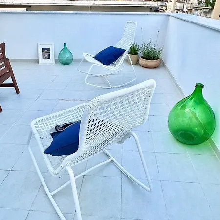 Adi Boutique House *